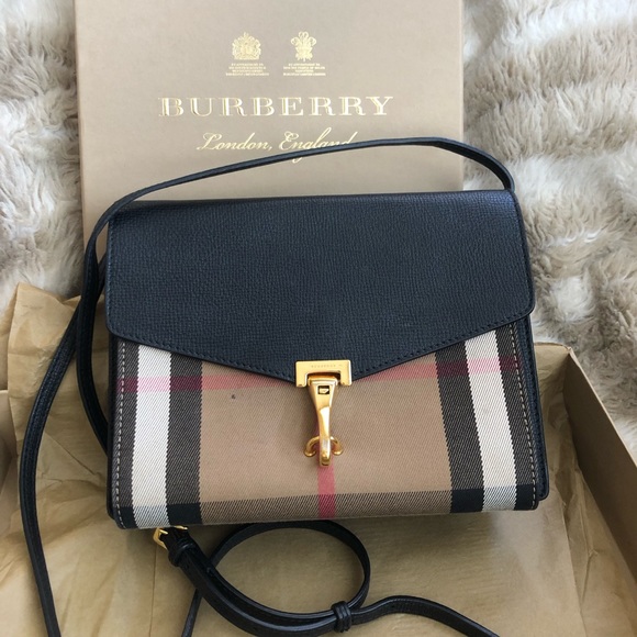 Burberry Handbags - Burberry Macken crossbody shoulder bag